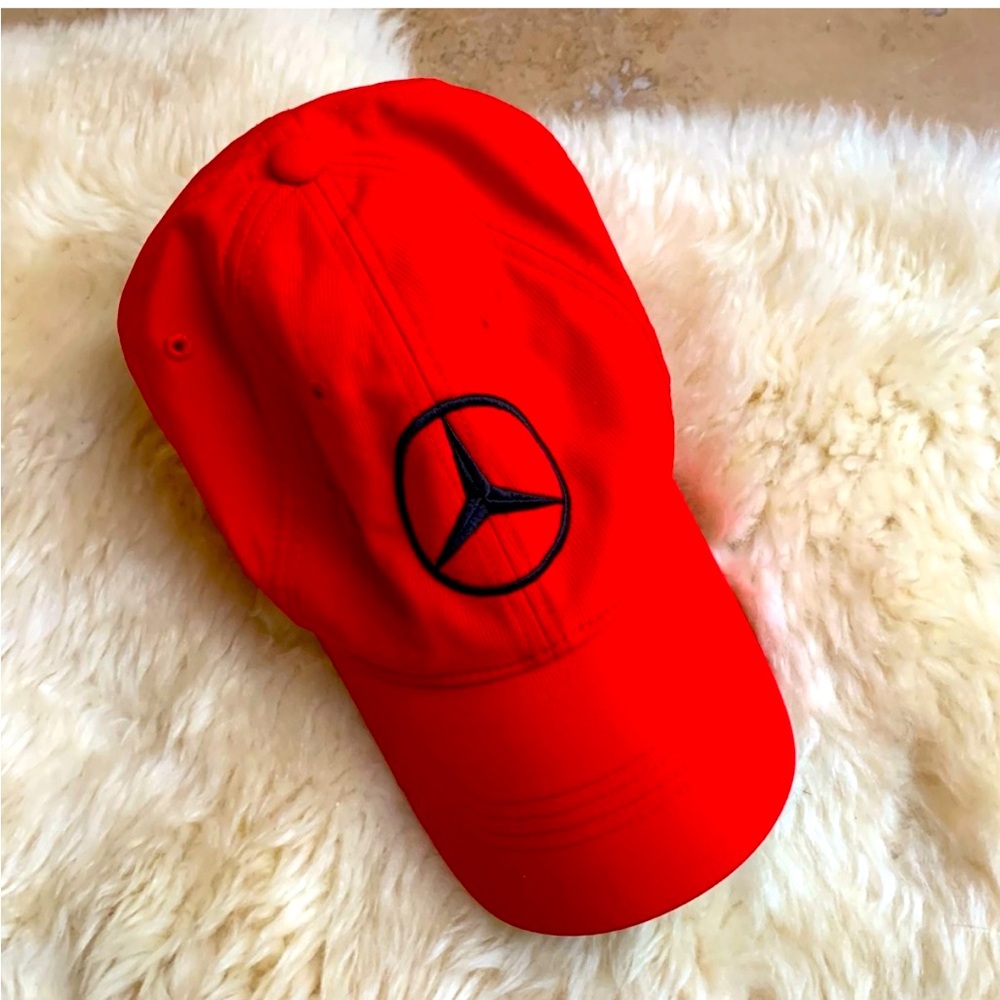 Mercedes Benz Embroidered Nike Golf Adjustable Red Hat Like New One Size